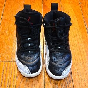 Nike Air Jordan 12 Retro Playoffs Boys. Sz 12 C.